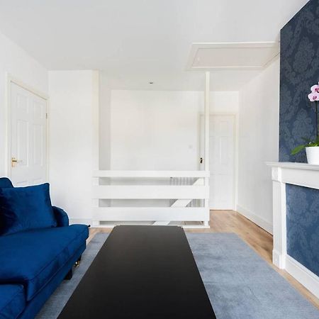 The Bluebird - One Bedroom Apartment In Watford 왓퍼드 외부 사진